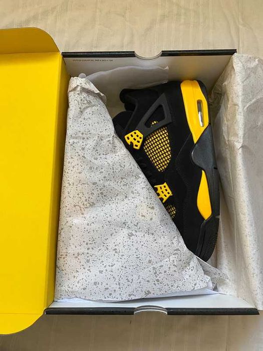 " koszykówki " Nike_Air_Jordan_4_Retro_Thunder_Rozmiar 44