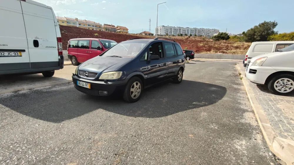 Opel Zafira 2.0 DTi Confort