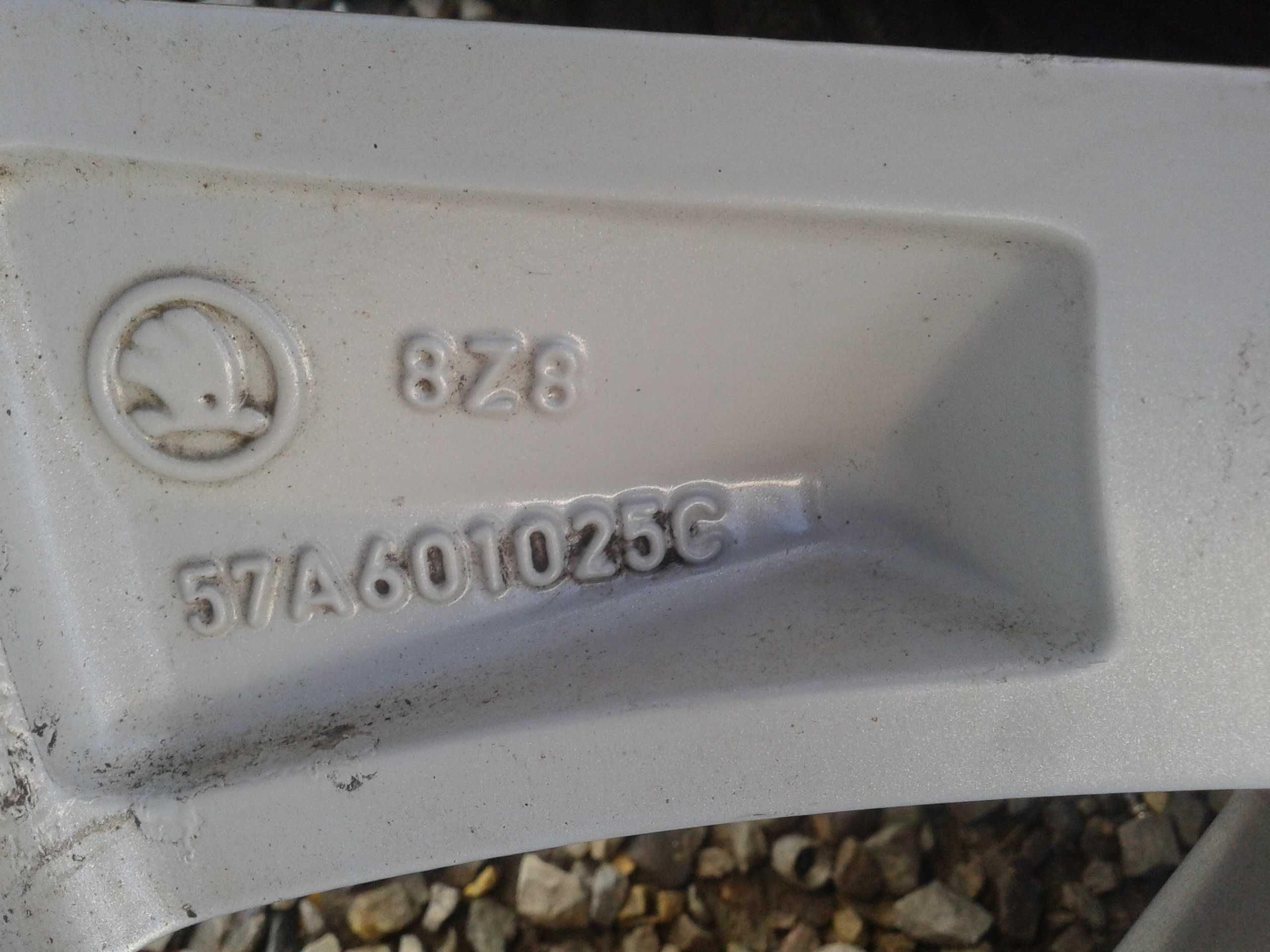 oryginalne felgi r17 skoda octavia superb karog kodiaq mielec yeti 7j