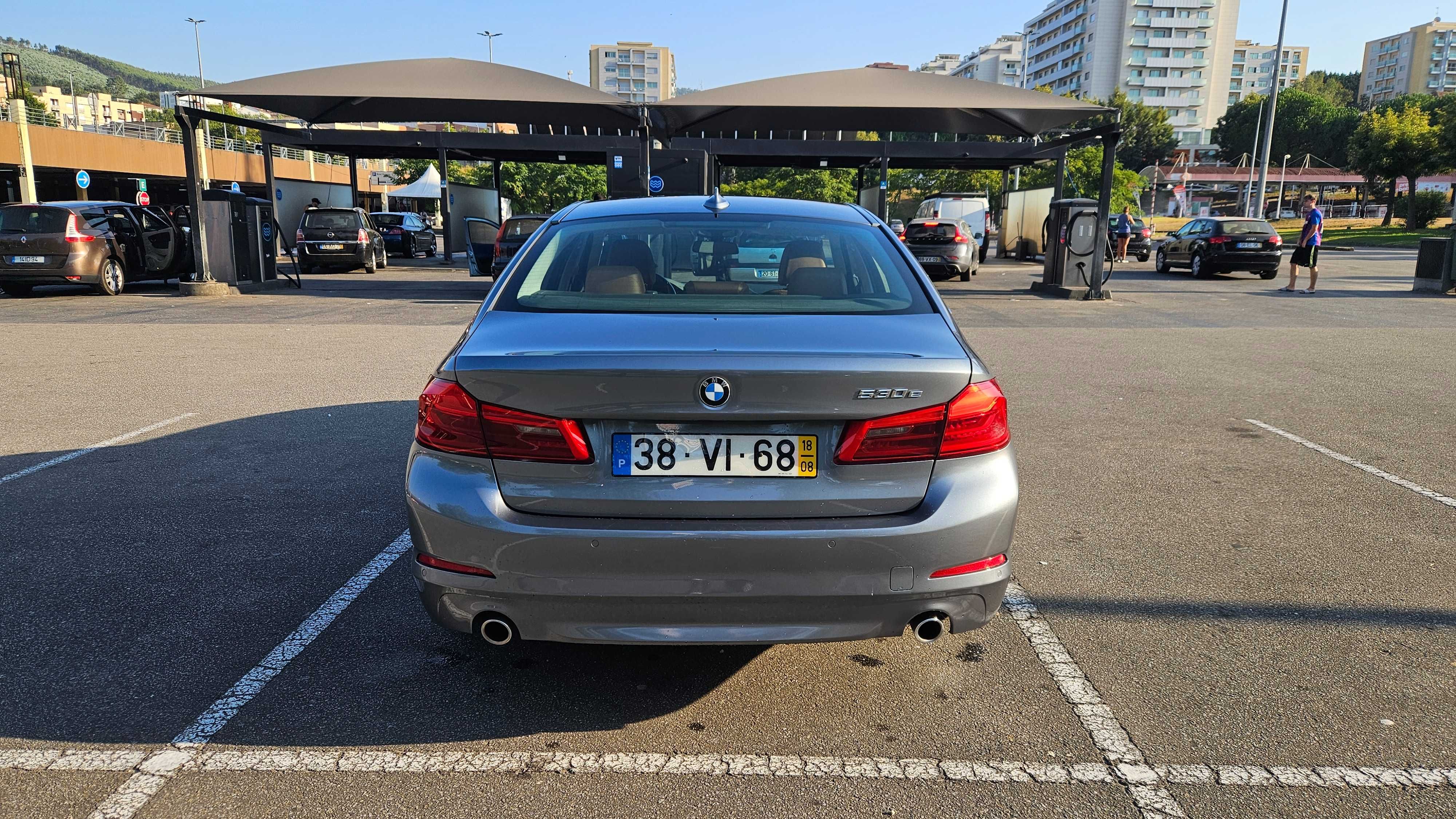 BMW 530e 2018 com IVA dedutível