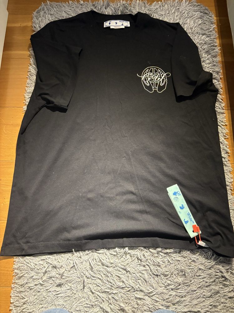 Camiseta Off-White Preta Oversized - Original e Nova!