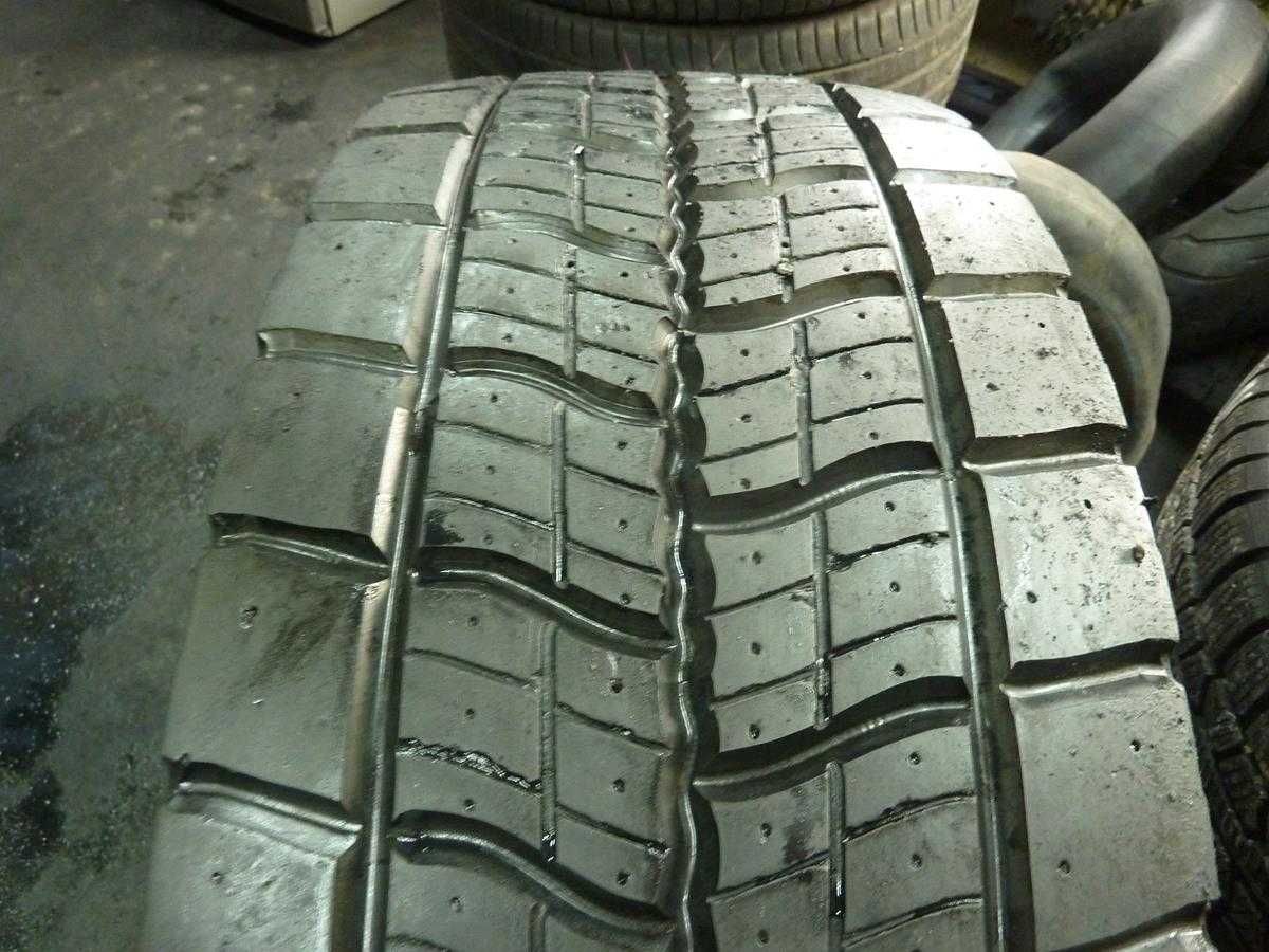 4x Opona używana 295/60R22.5 MICHELIN 249zł C2209