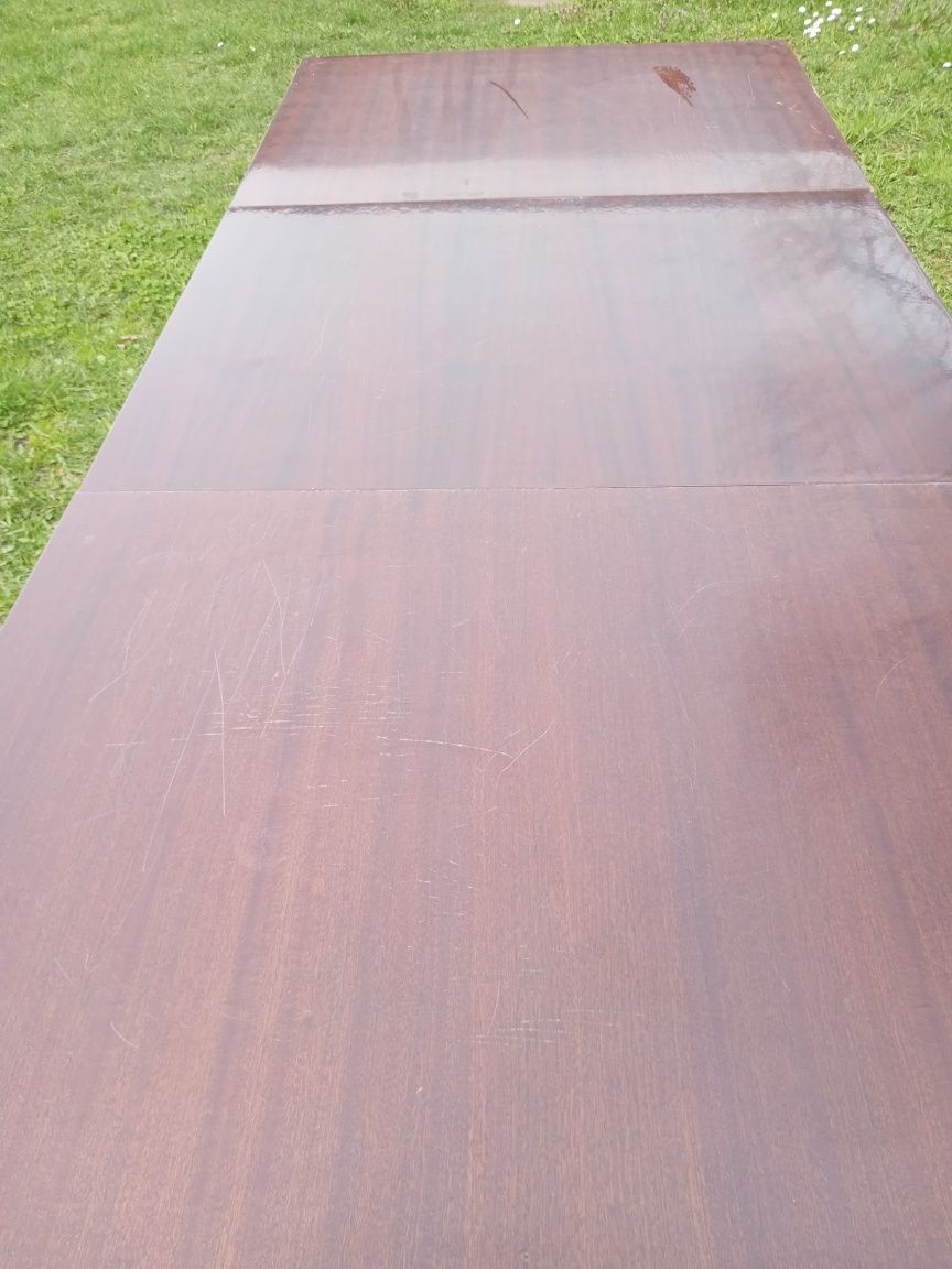 Stół o wym.  165. X  75