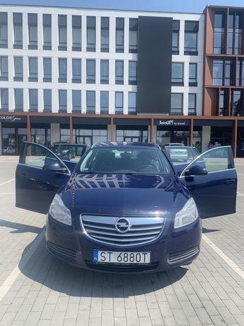 Opel insignia 2.0 свіжопригнана