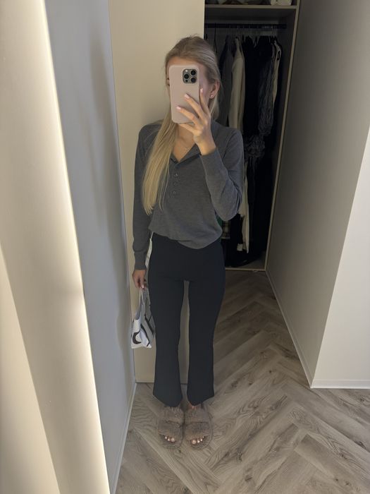 легінси oysho кльош із дуже високою посадкою Comfortlux