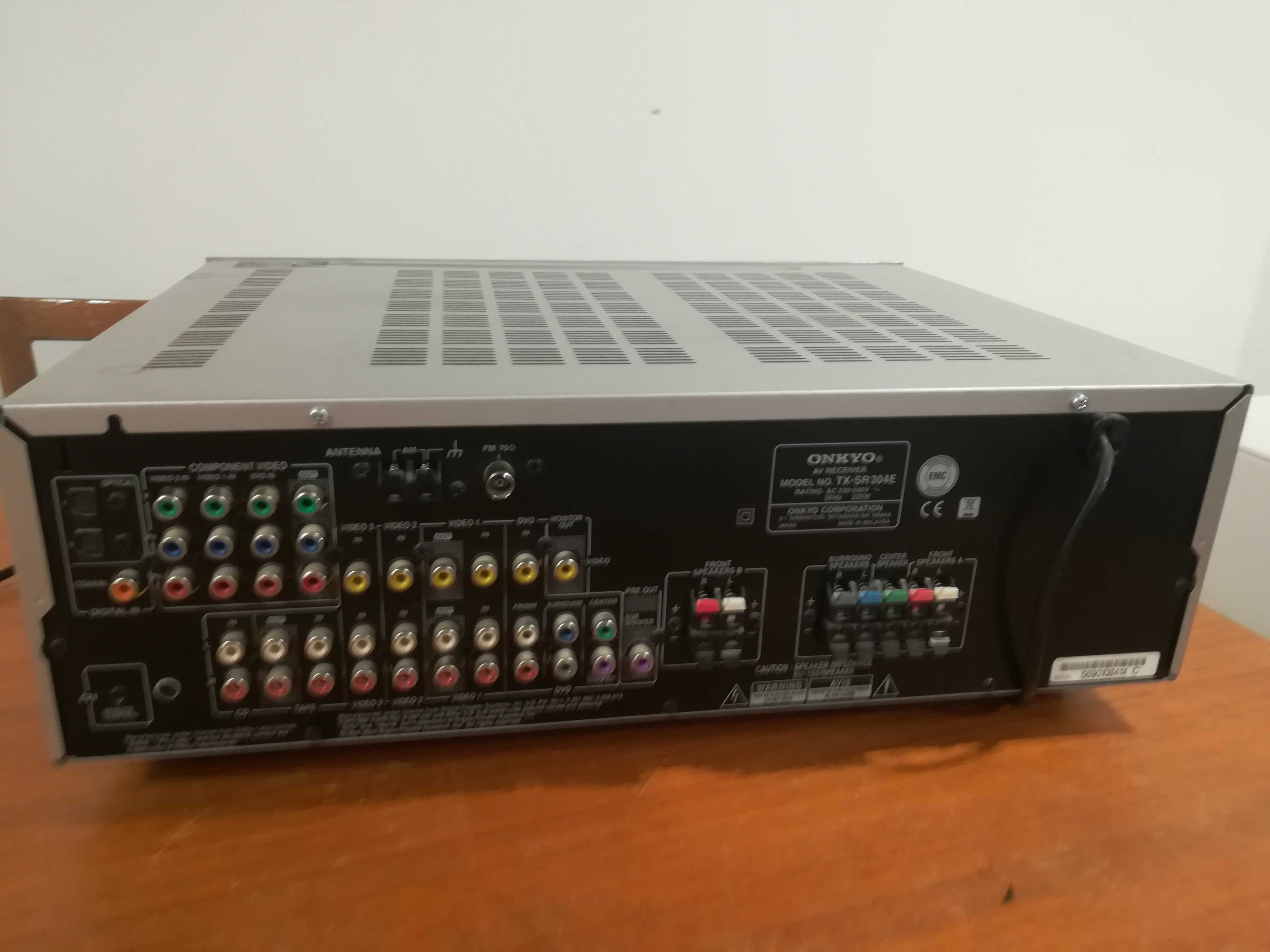 Amplituner Onkyo TX-SR304E