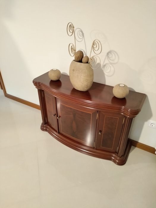 Cristaleira como nova