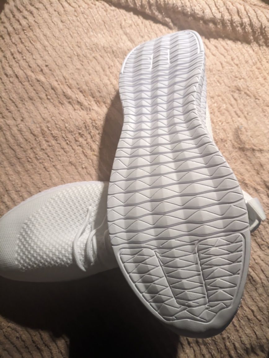 TENIS peso pluma