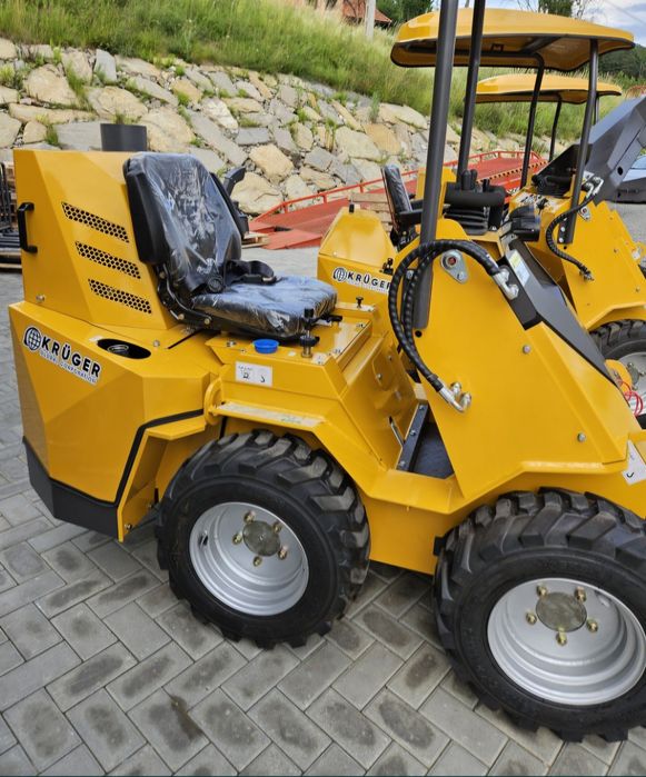Mini ładowarka krüger.4×4  NOWA. uniwersalna wielofunkcyjna