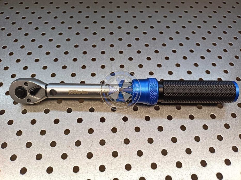 Klucz dynamometryczny 1/4" 5-25Nm dwukierunkowy!