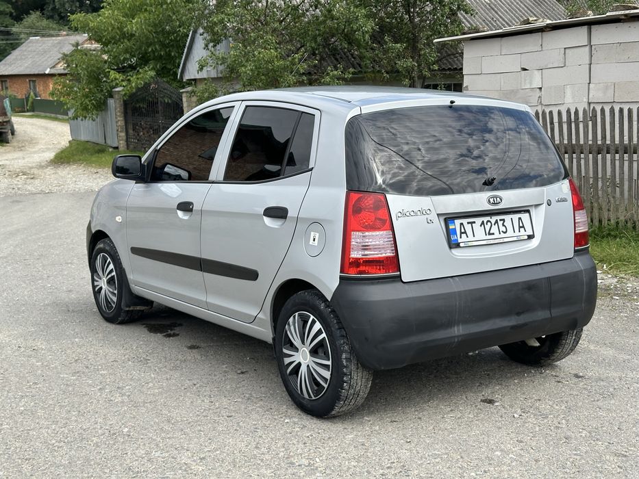 Kia picanto 1.1 диз авто економне гарне все працює кондиціонер