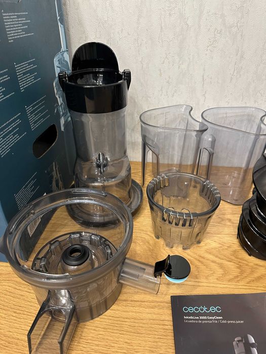 Шнековая соковыжималка Cecotec juice&live 3000 easyclean