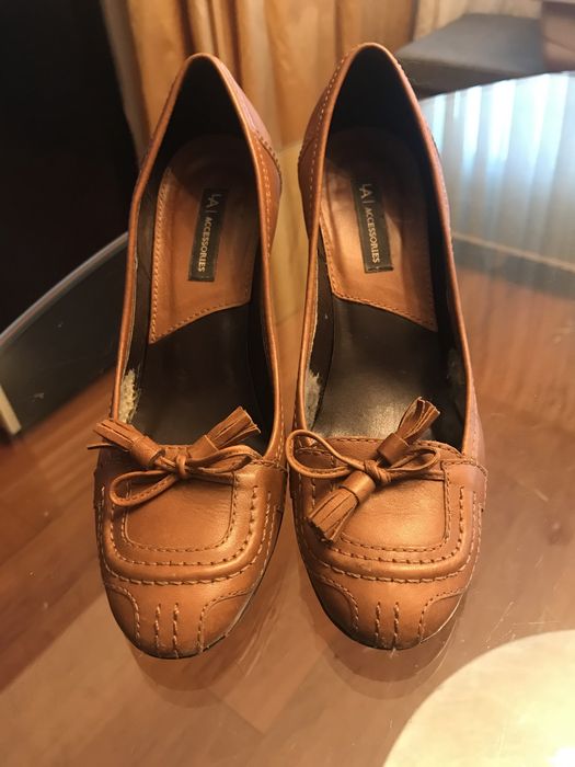 Sapatos camel Lanidor T36