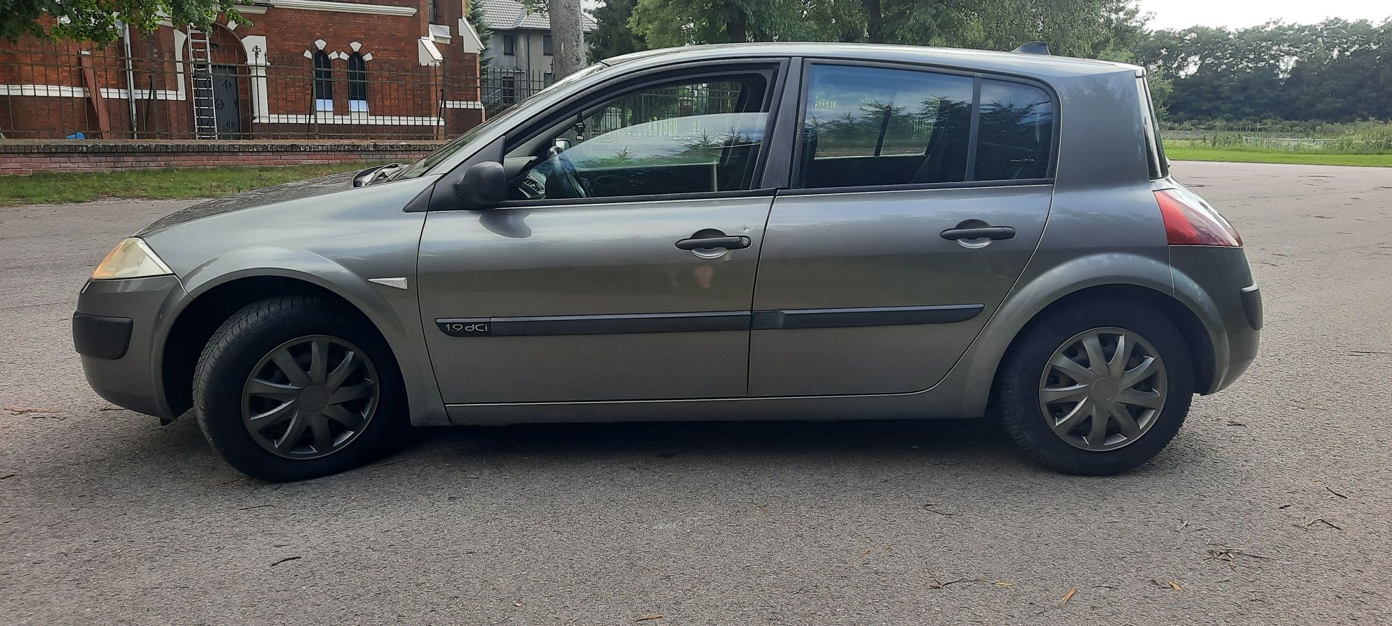 Renault Megane 1.9dci sprawne z opłatami