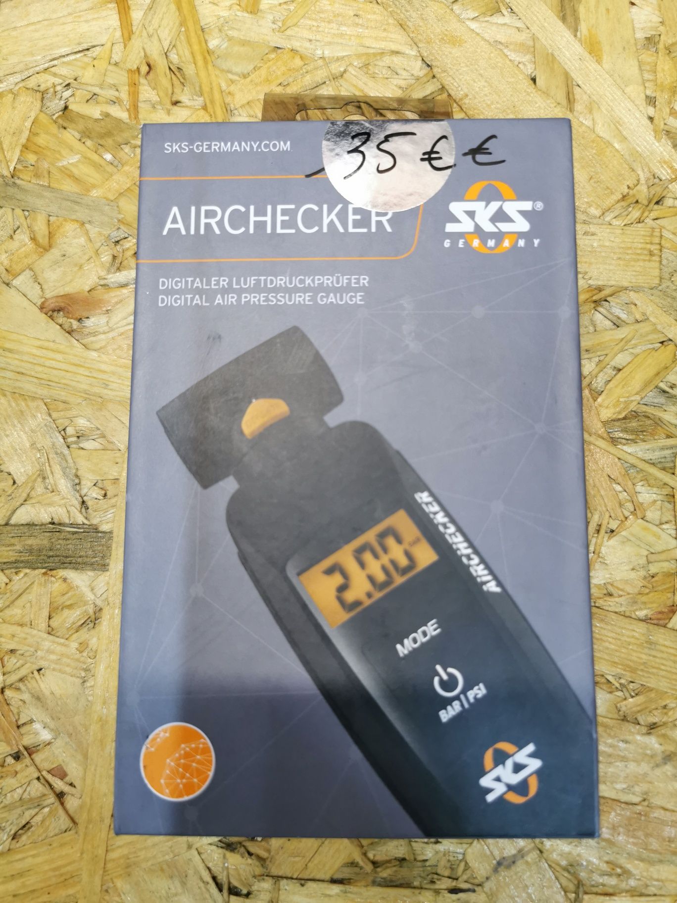 Cyfrowy miernik ciśnienia SKS Air Checker