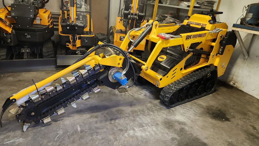 Berger Kraus 323T  Mini ładowarka gąsienicowa 327T KUBOTA 25KM + koparka łańcuchowa