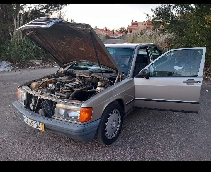 Mercedes-Benz 190 D 2.5