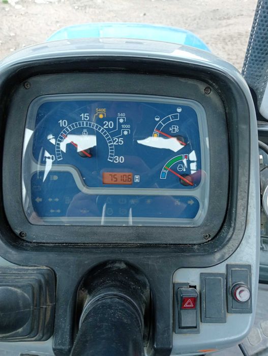 New Holland TD 5050  rok 2010