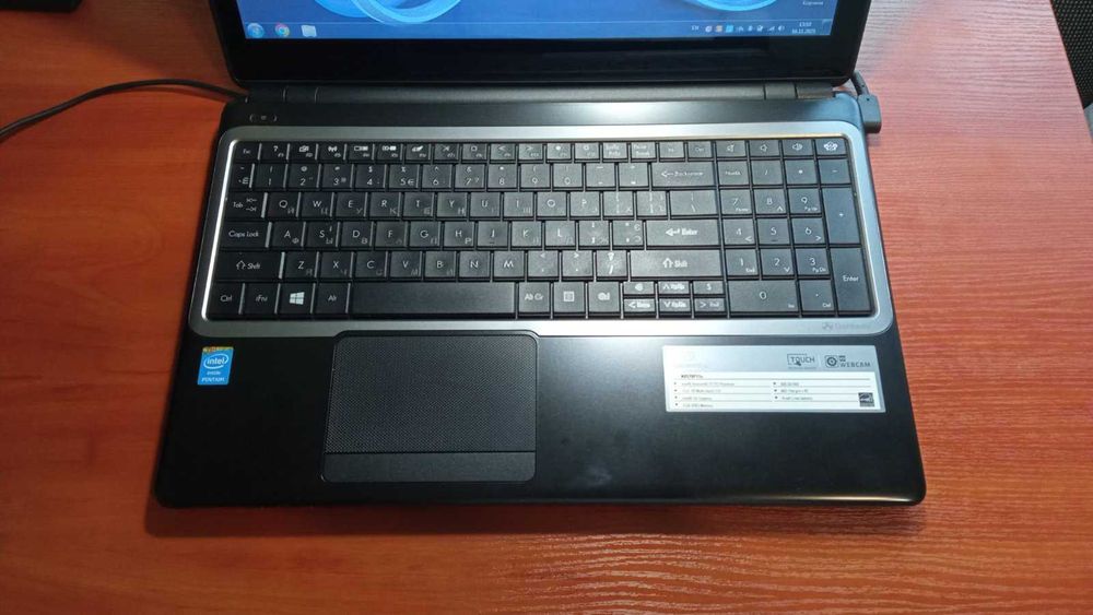 Gatewey NV570p11U Ноутбук в отличнейшем состоянии, батарея 2.5 часа