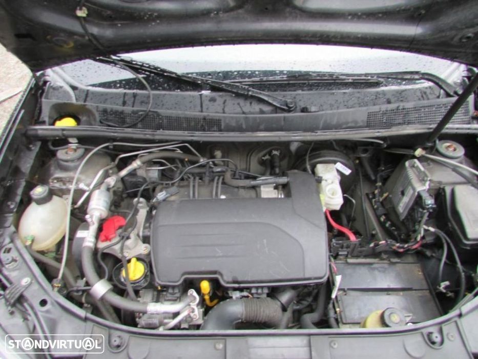 Peças Dacia Sandero II do ano 2013 (D4F732)