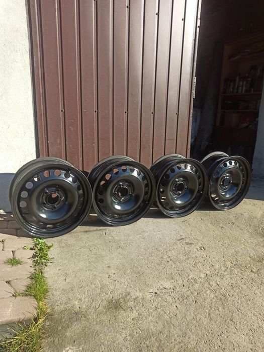 Sprzedam felgi stalowe