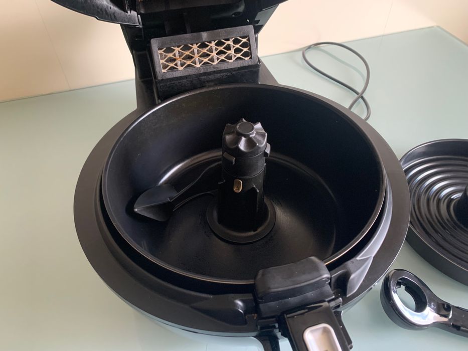 Fritadeira ar quente Tefal ActiFry Genius XL 2in1