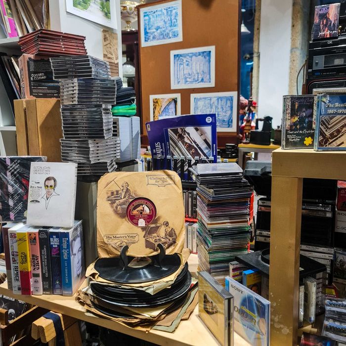 Disco 78 RPM “His Master’s Voice” – Adelina Fernandes