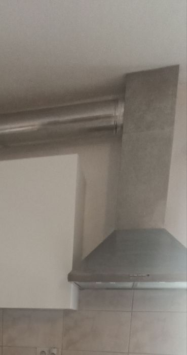 Exaustor com chaminé Teka