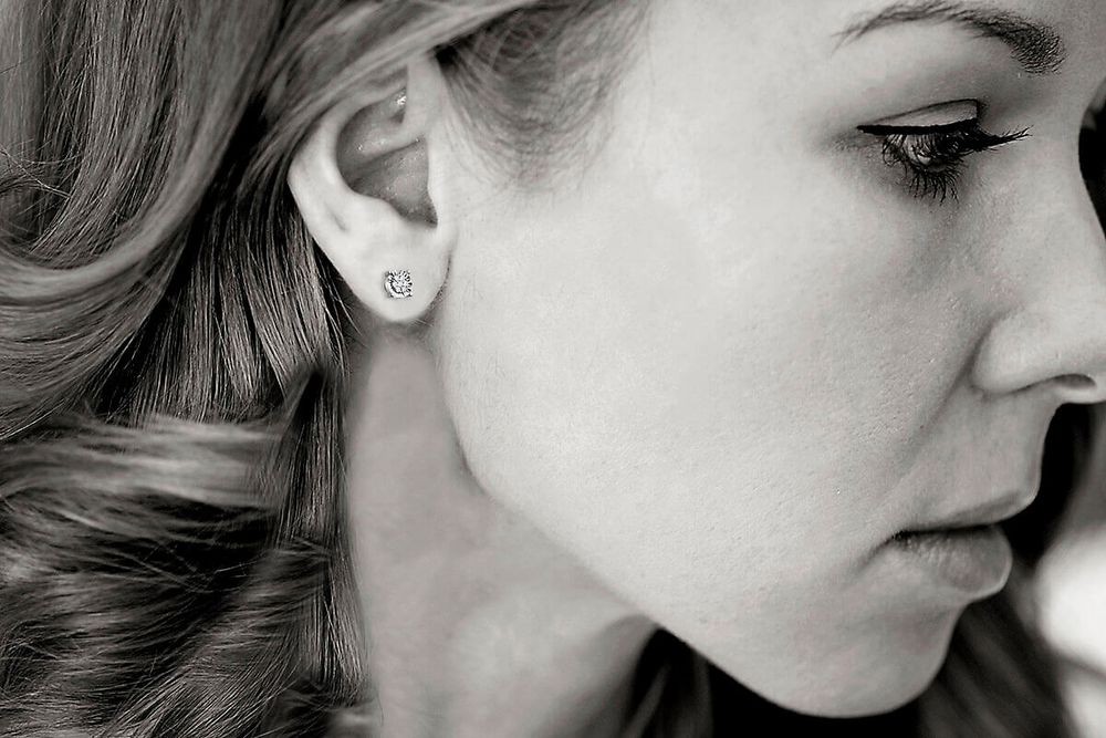 Złote kolczyki Staviori z diamentem