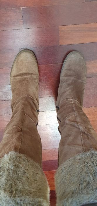 Botas de cano alto Tamanho 39 (Hush Puppies)