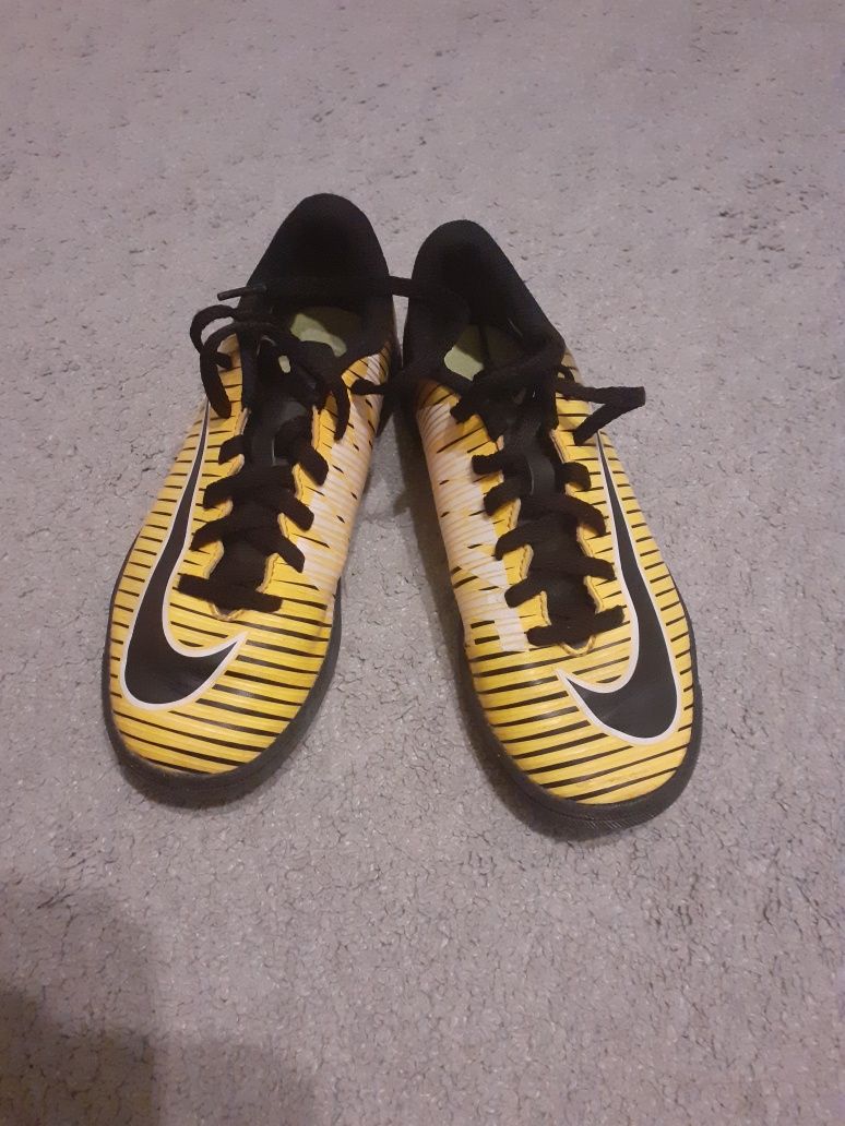 Korki halowe Nike Mercurial x rozmiar 35