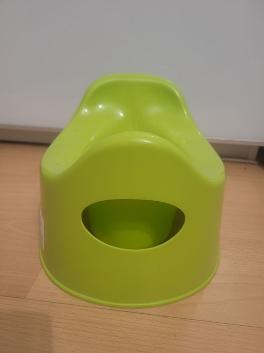 IKEA LILLA nocnik zielony