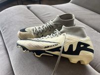 Korki Nike rozmiar 40