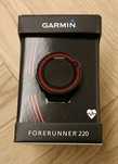 Zegarek biegowy GARMIN Forerunner 220 z oryginalną ładowarką USB
