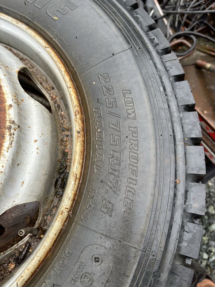 Kola felgi opony man mercedes atego 225/75/17,5 bridgestone m729