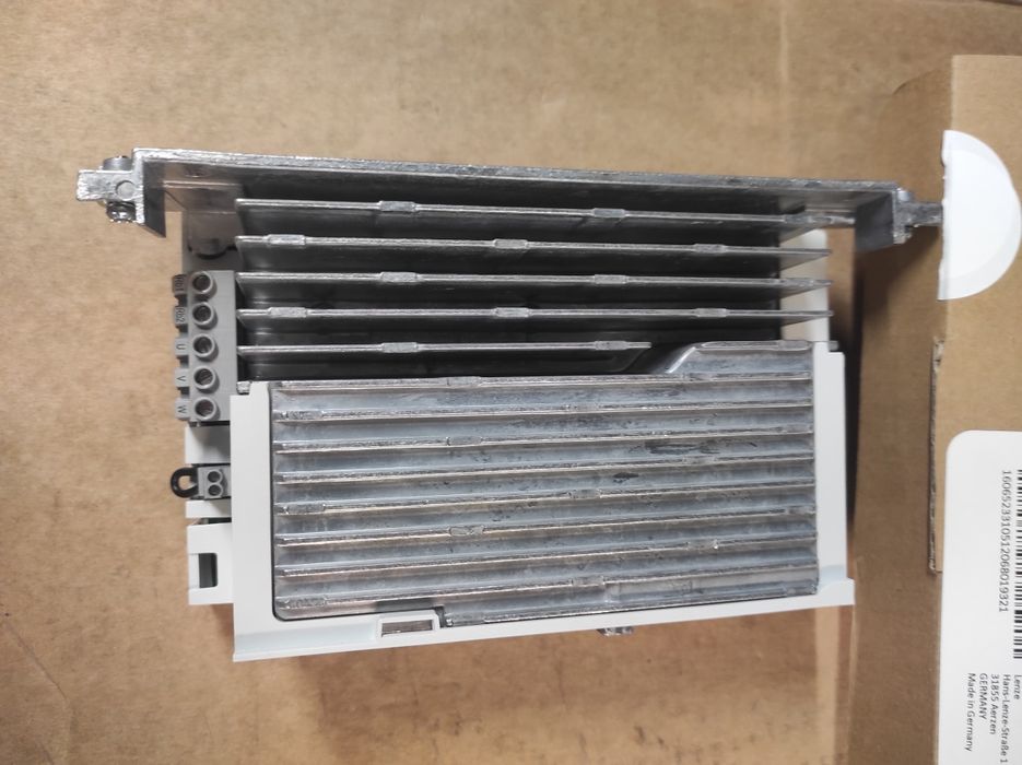 Falownik i modbus Lenze