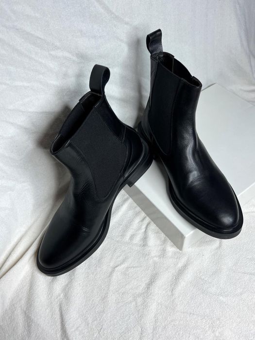 Черевики жіночі Італія Laura Bellariva 37,5 челсі