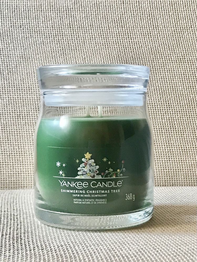 Świeca Yankee Candle Shimmering Christmas Tree