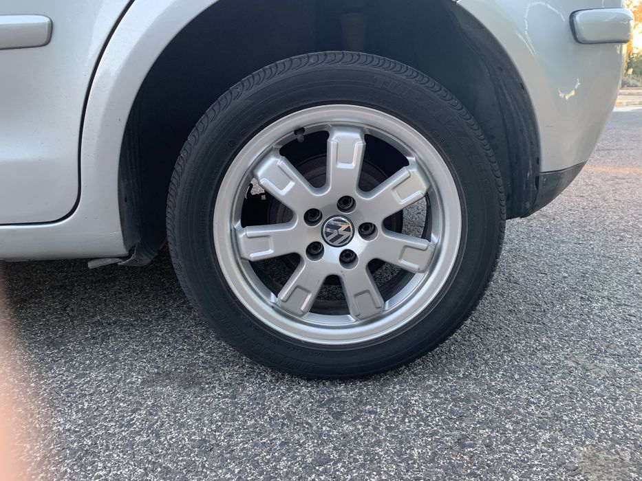 Polo 1.4 Cinzento