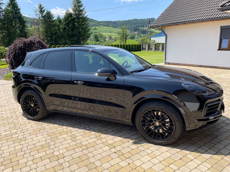 Porsche Cayenne Dociągi, radar, martwe pole, panorama, wentyle