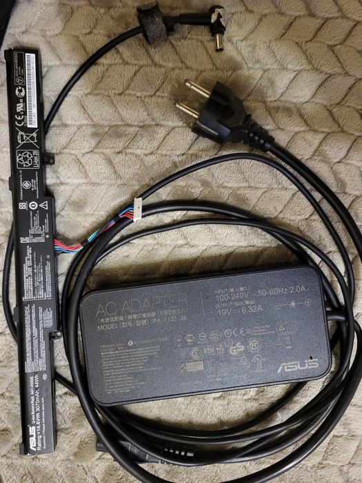 Ноутбук Asus X750jb-ty004d б/в