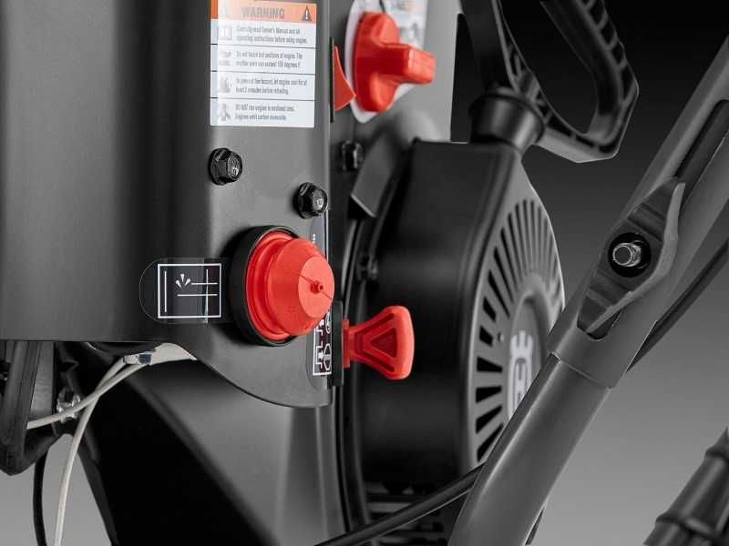 Pług wirnikowy, Odśnieżarka spalinowa Husqvarna ST 327