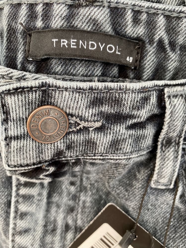 Новые трендовые джинсы