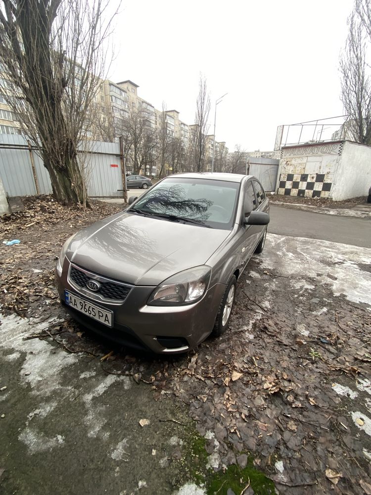 KIA Rio 1.4 LPG 2011