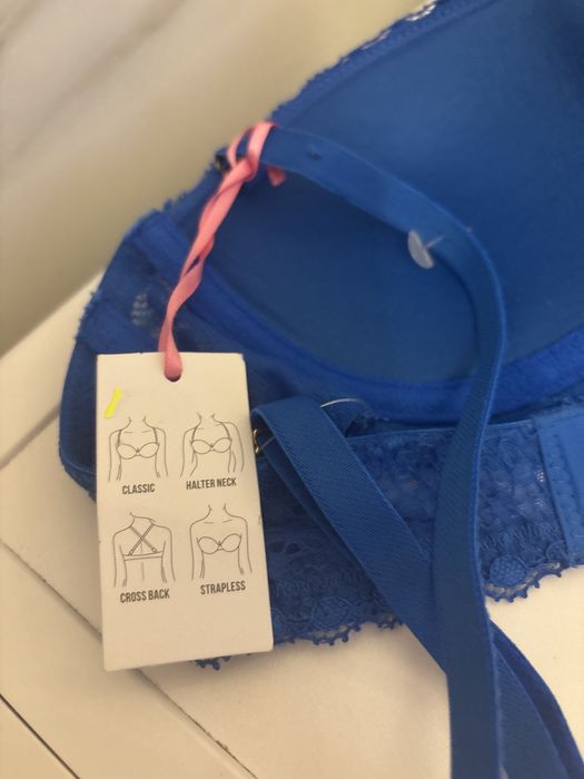 Biustonosz niebieski