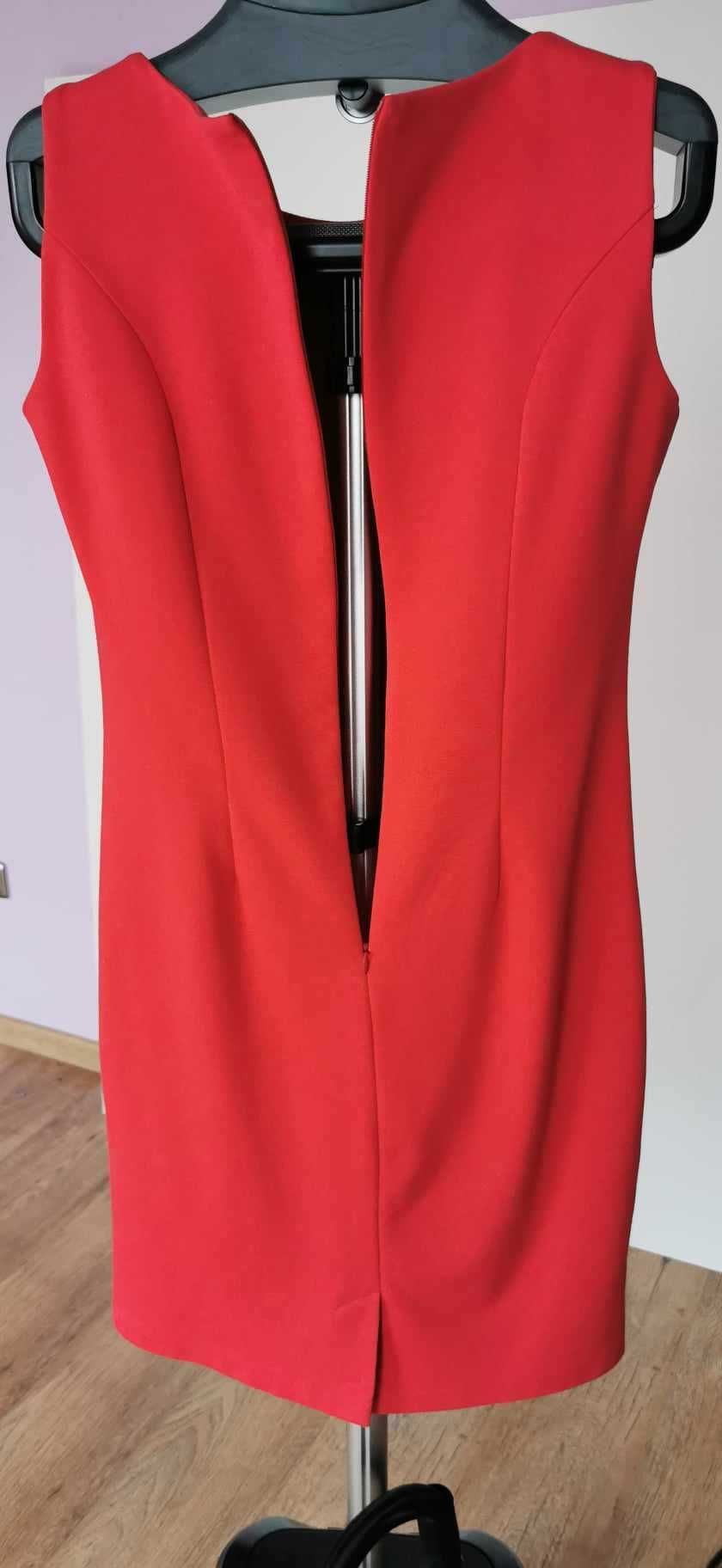 Czerwona, sukienka mini QUIOSQUE 36