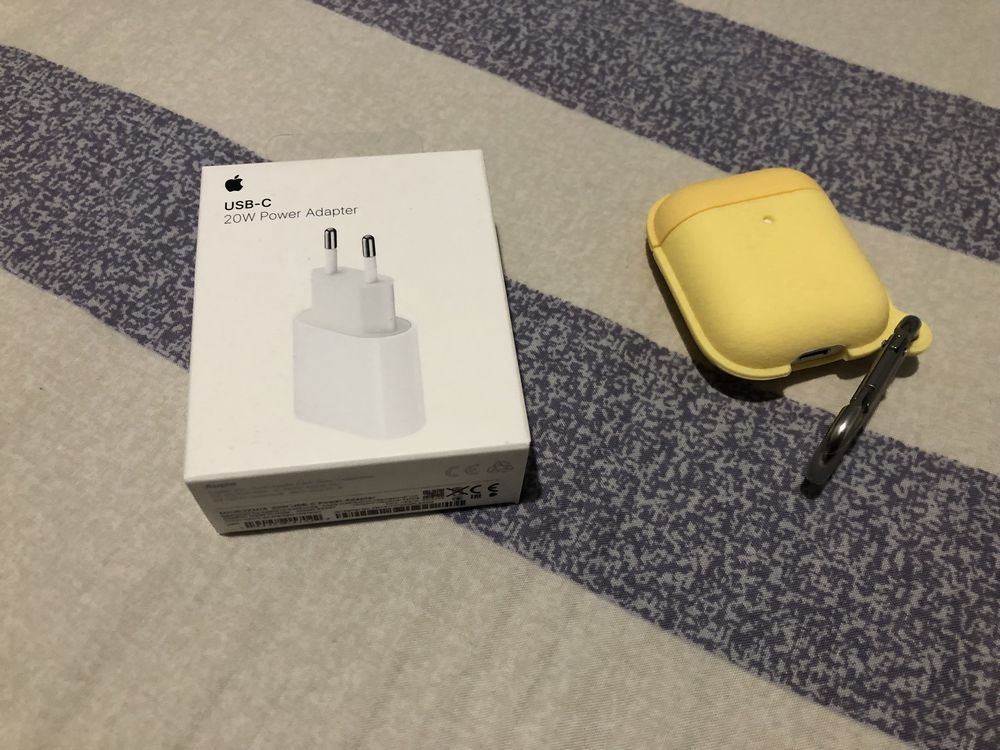 Адаптер питания оригинал Apple 20W USB-C Power Adapter (MHJE3ZM/A)