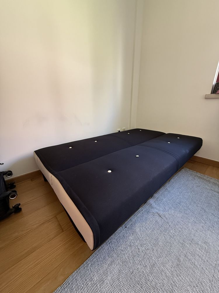Sofá-cama prático e confortável