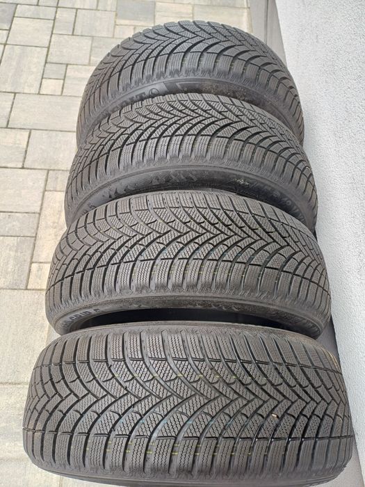 215/55R18 99V Semperit zimowe