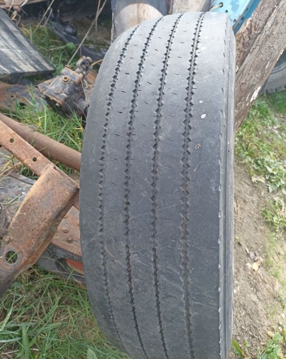 Шини до фури 315/70/22.5 рульовка